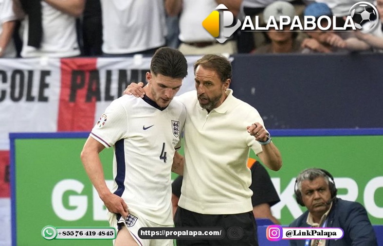 Kata-kata Kasar Declan Rice Ketika Ribut dengan Pelatih Timnas Slovakia