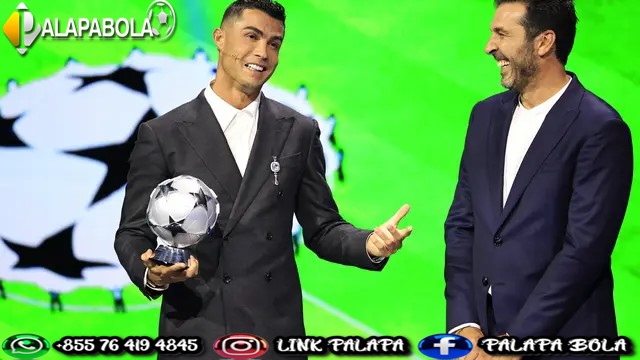 Cristiano Ronaldo dan Gianluigi Buffon Bercanda di Drawing Liga Champions