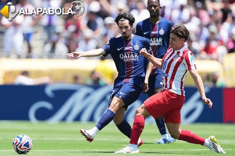 PSG Hajar Atletico 4-0: Vitinha Puji Tim