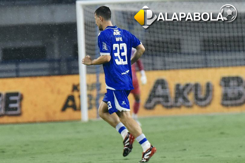 Bojan Hodak Puji Penampilan Persib Seusai Bungkam Persebaya di BRI Super League