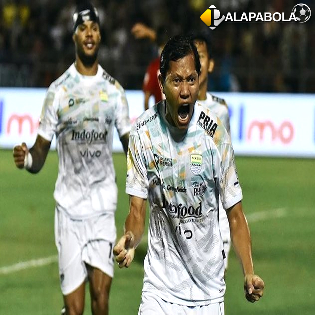 Persib Bandung Kehilangan Adam Alis karena Cedera Kaki