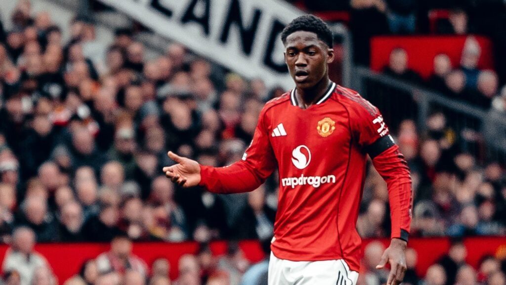 Kobbie Mainoo Bersinar di Era Michael Carrick, tapi Masa Depannya di Man United Masih Tanda Tanya